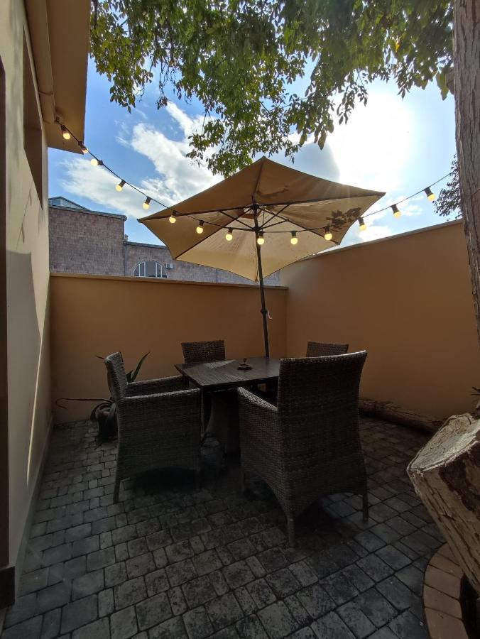 Hotelise I Tulip Apartment Erevan Exterior foto